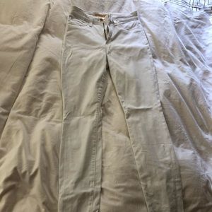 Joe’s The Charlies White Jeans W25